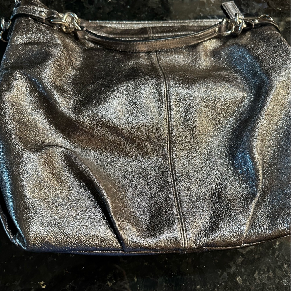 Coach should tote